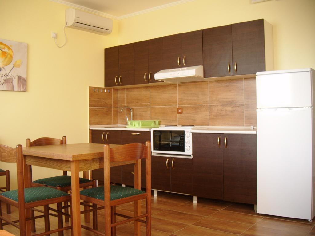 Apartments Bombona Utjeha Pokoj fotografie